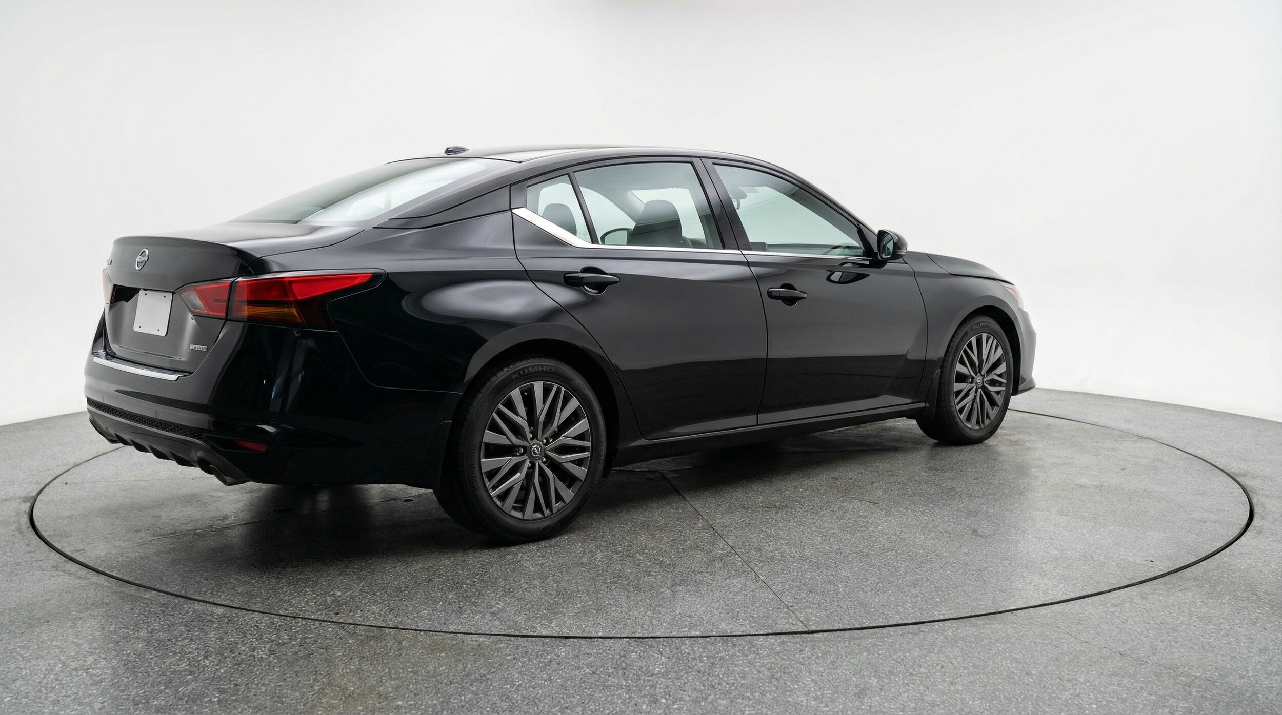 Thumbnail: 2025 Nissan Altima - 7