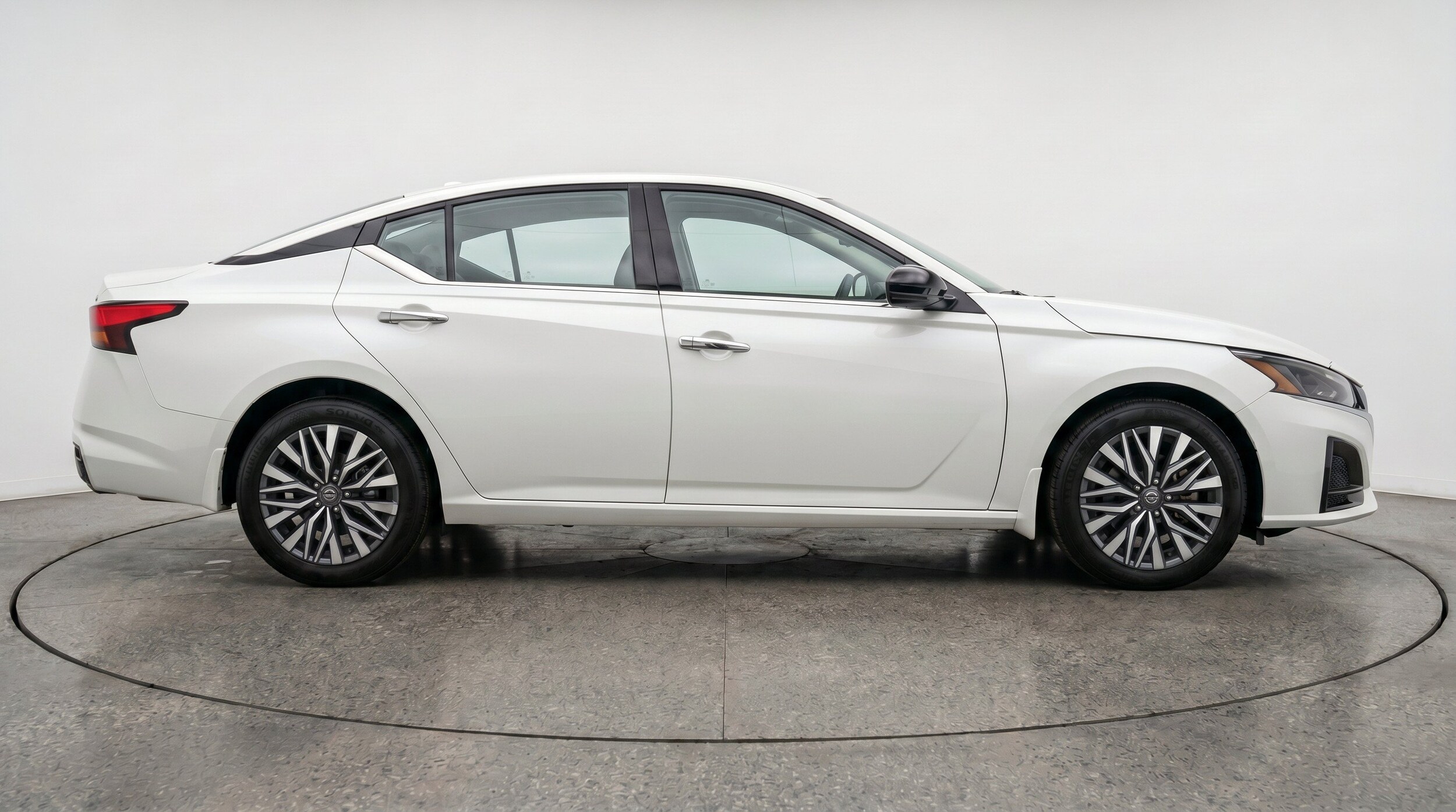 Thumbnail: 2025 Nissan Altima - 11