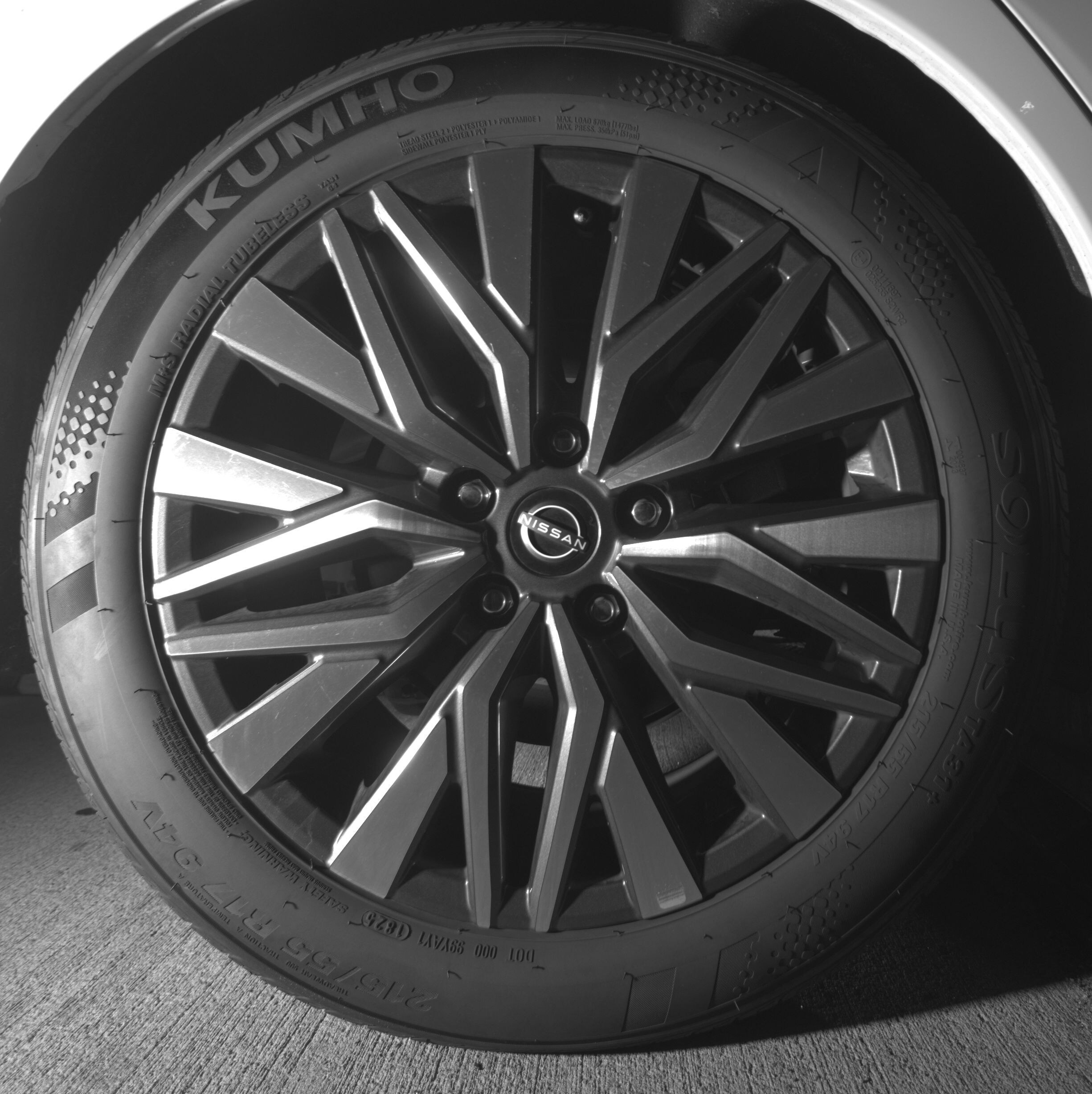 Thumbnail: 2025 Nissan Altima - 12