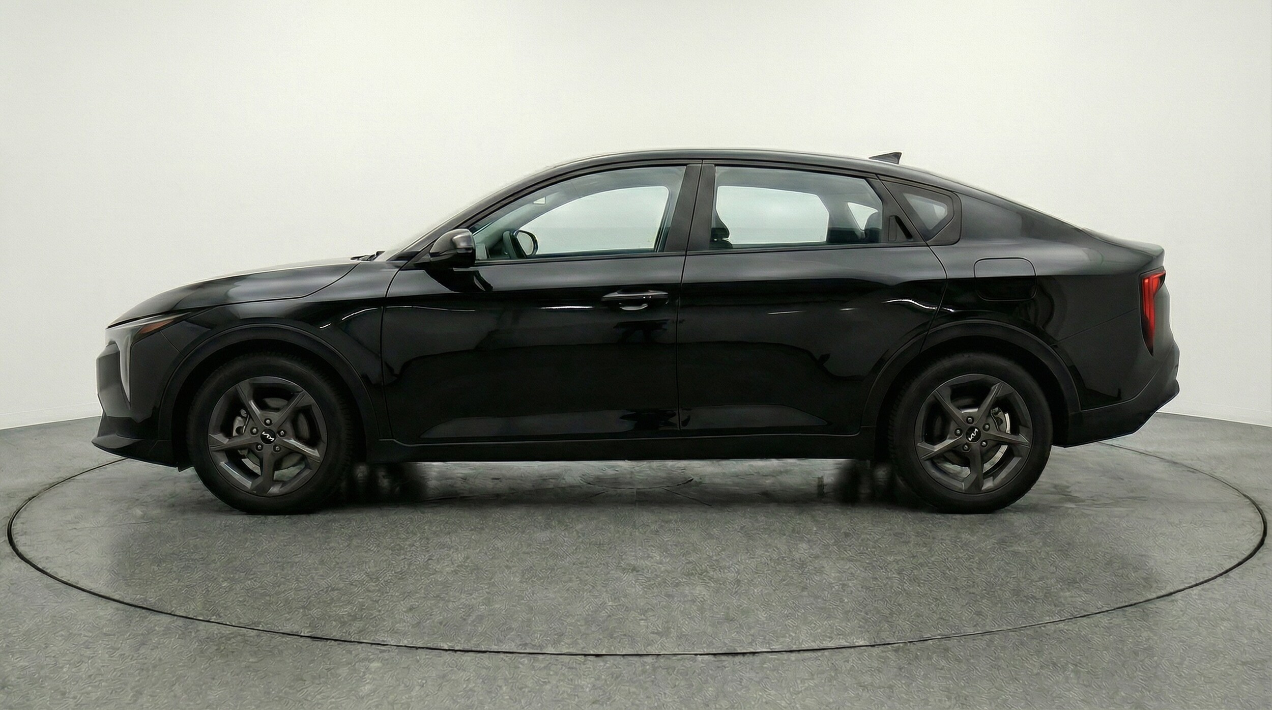 Thumbnail: 2025 Kia K4 - 4