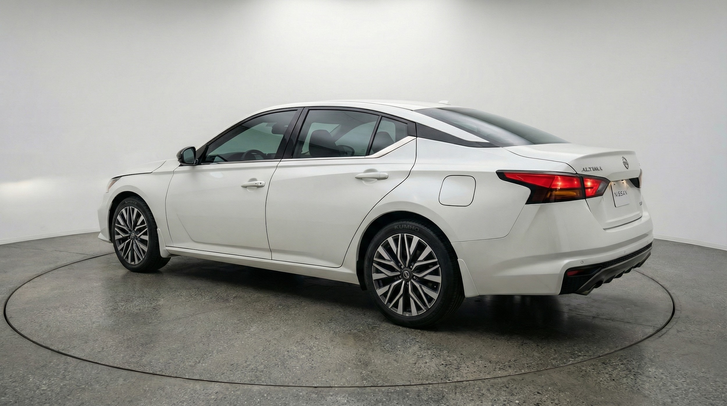 Thumbnail: 2025 Nissan Altima - 5