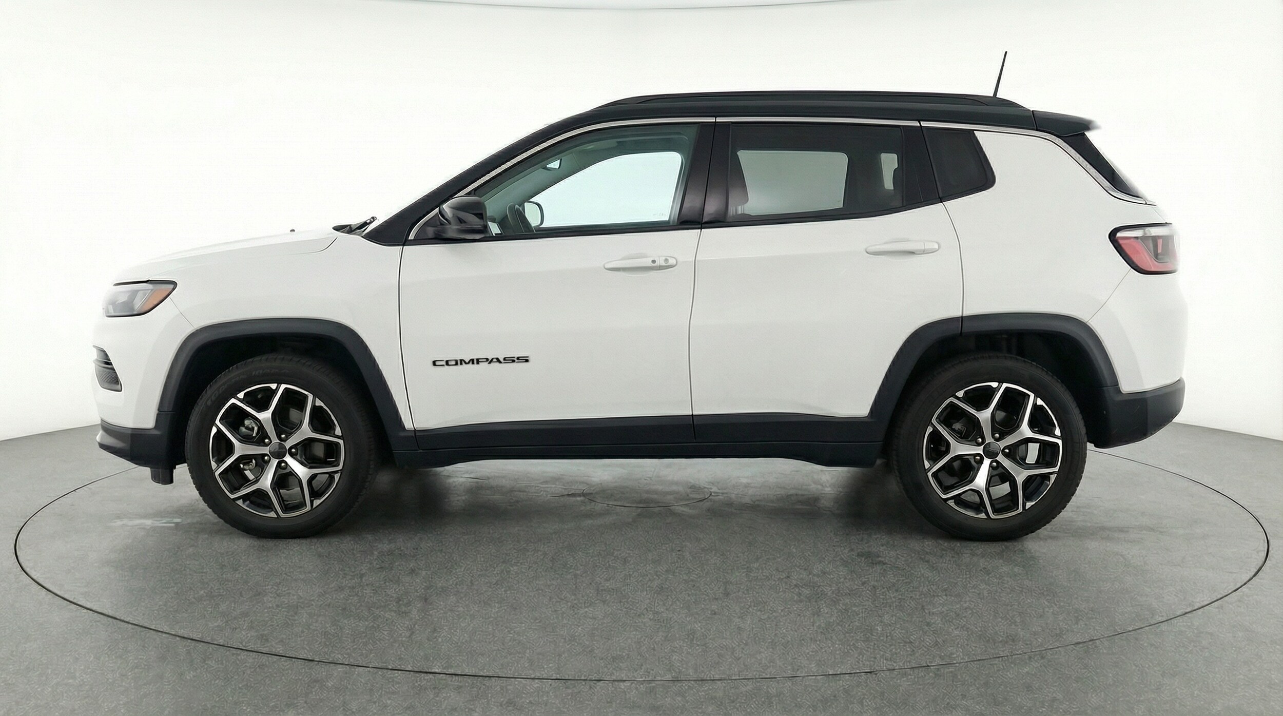 Thumbnail: 2025 Jeep Compass - 4