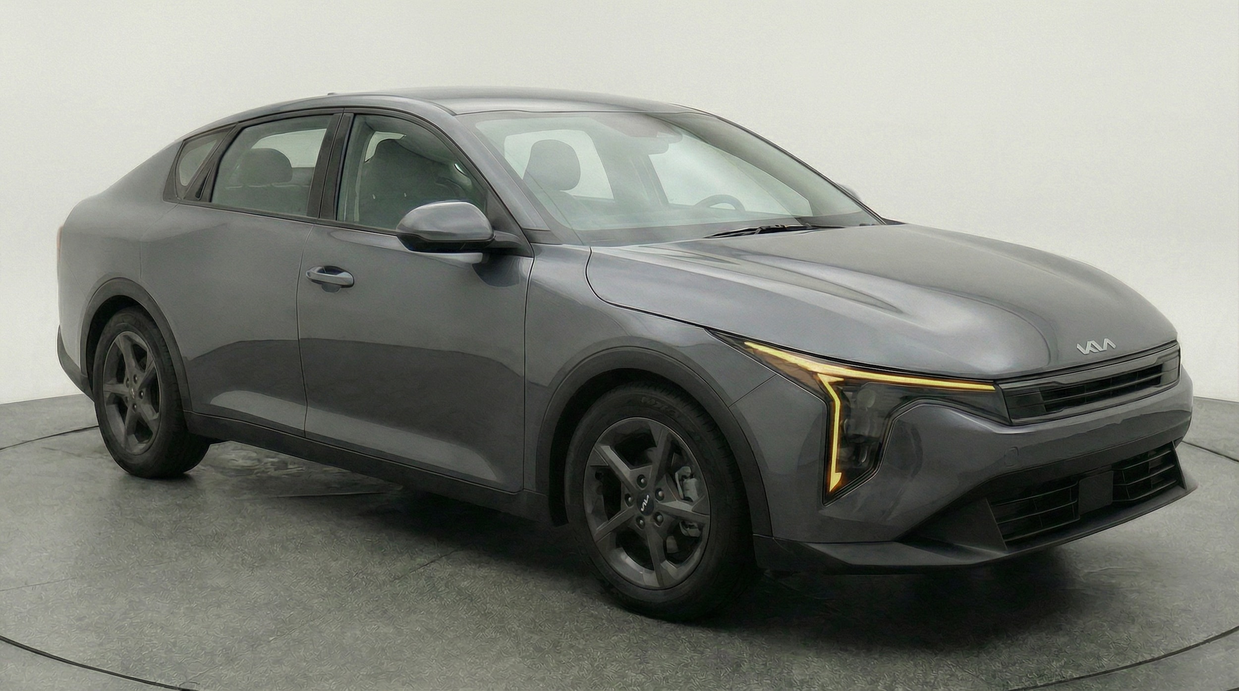 Thumbnail: 2025 Kia K4 - 1