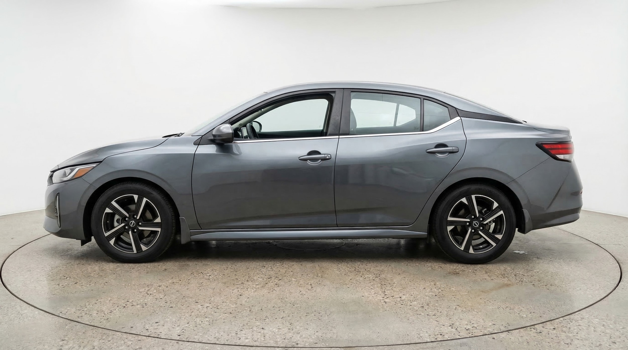 Thumbnail: 2025 Nissan Sentra - 4