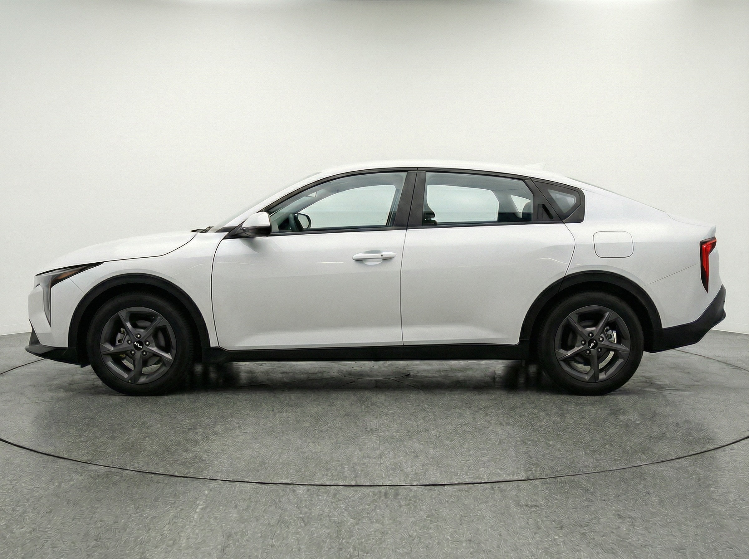 Thumbnail: 2025 Kia K4 - 4