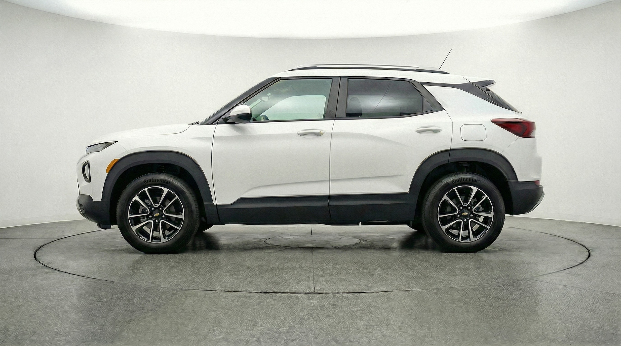 Thumbnail: 2025 Chevrolet TrailBlazer - 4