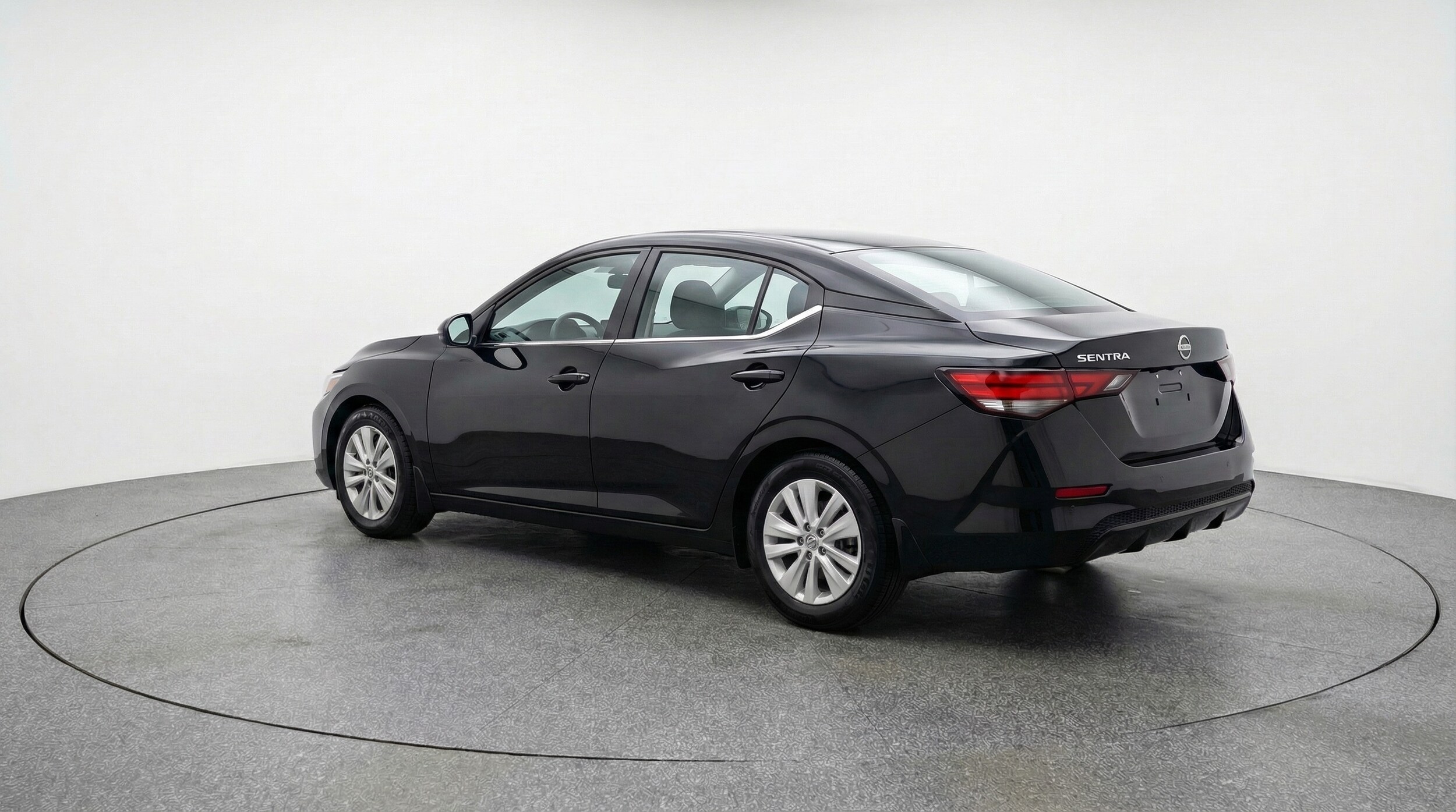 Thumbnail: 2025 Nissan Sentra - 5