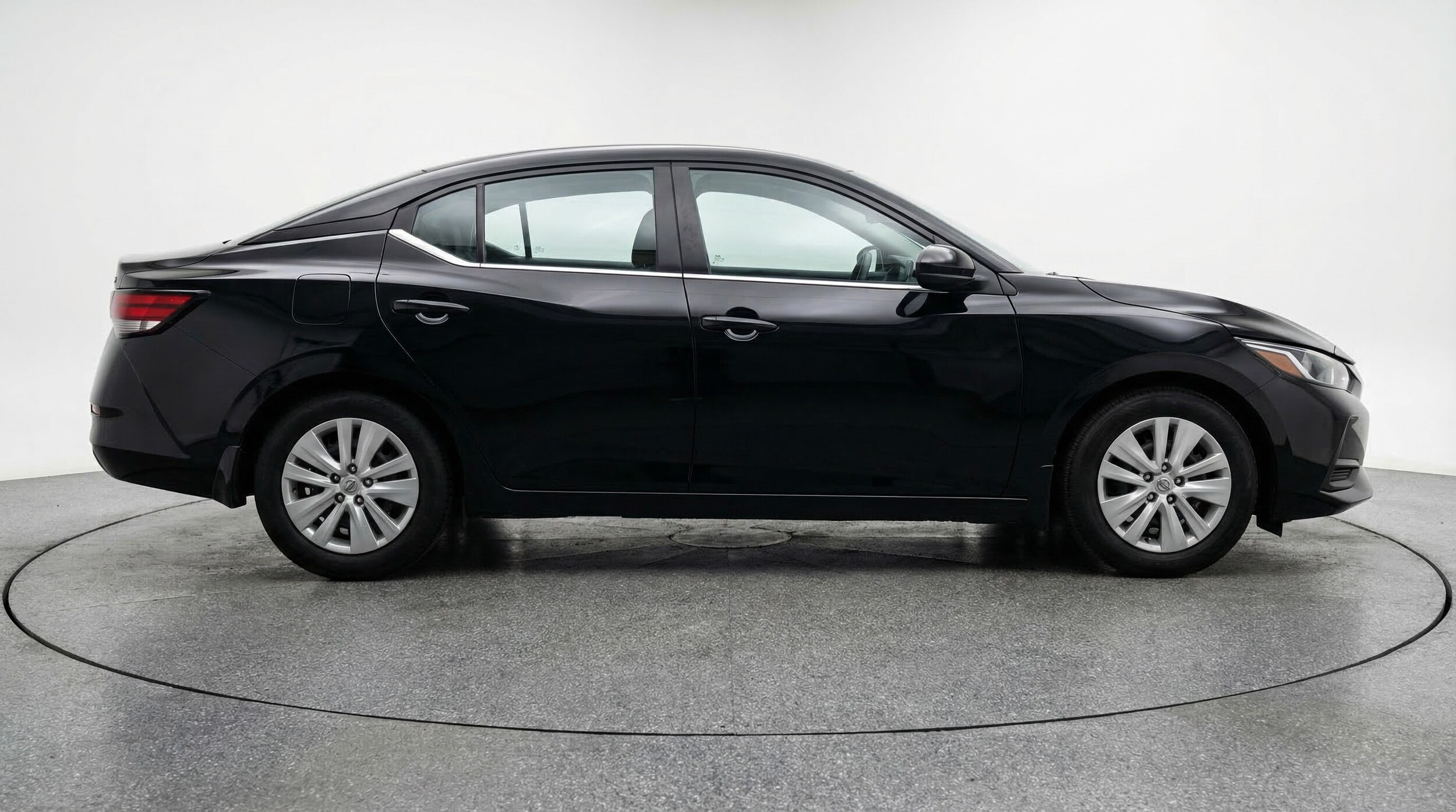 Thumbnail: 2025 Nissan Sentra - 8