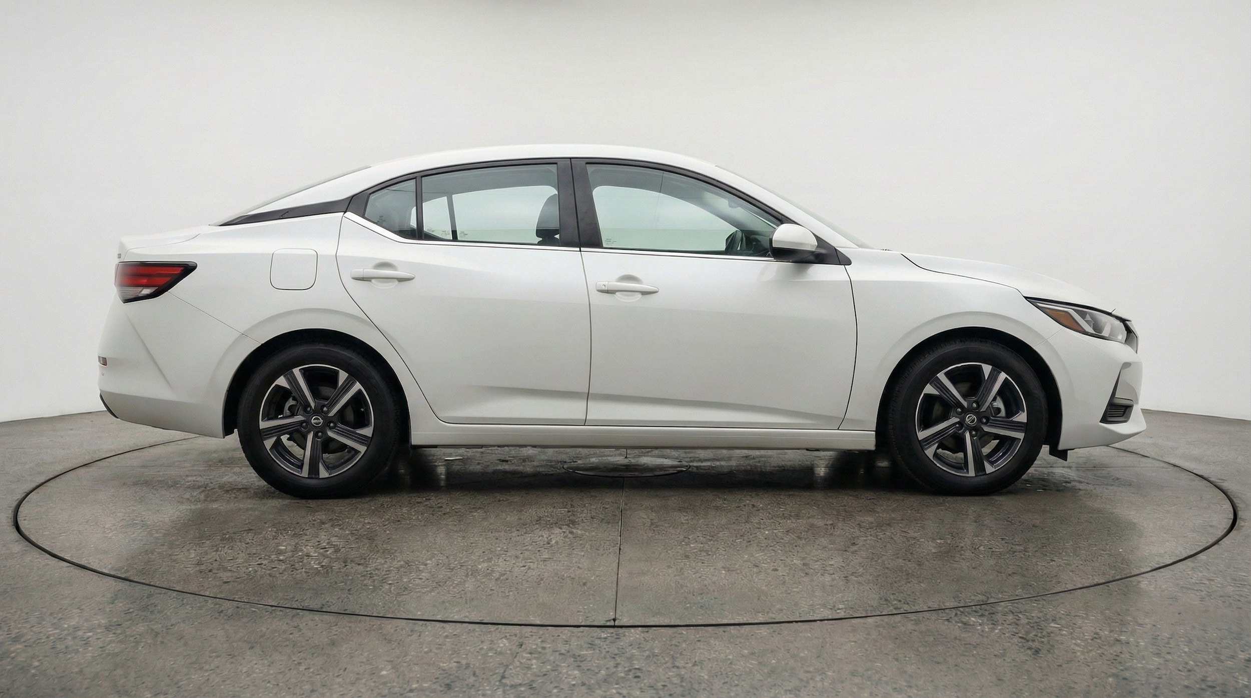 Thumbnail: 2025 Nissan Sentra - 11