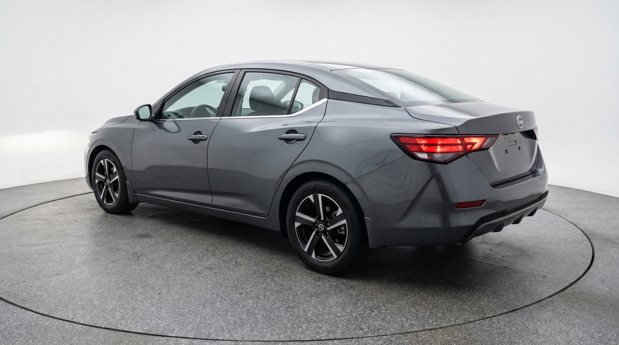 Thumbnail: 2025 Nissan Sentra - 5