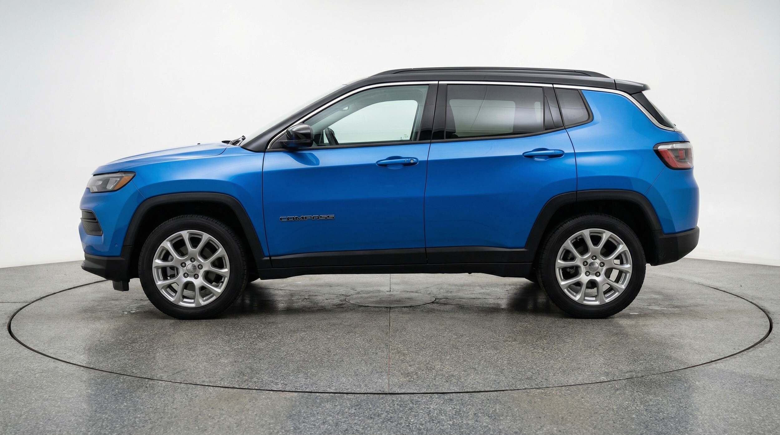 Thumbnail: 2025 Jeep Compass - 4