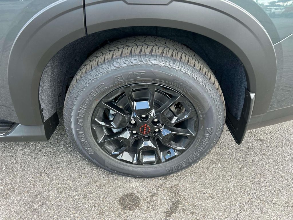 2026 Nissan Armada PRO-4X - Photo 12