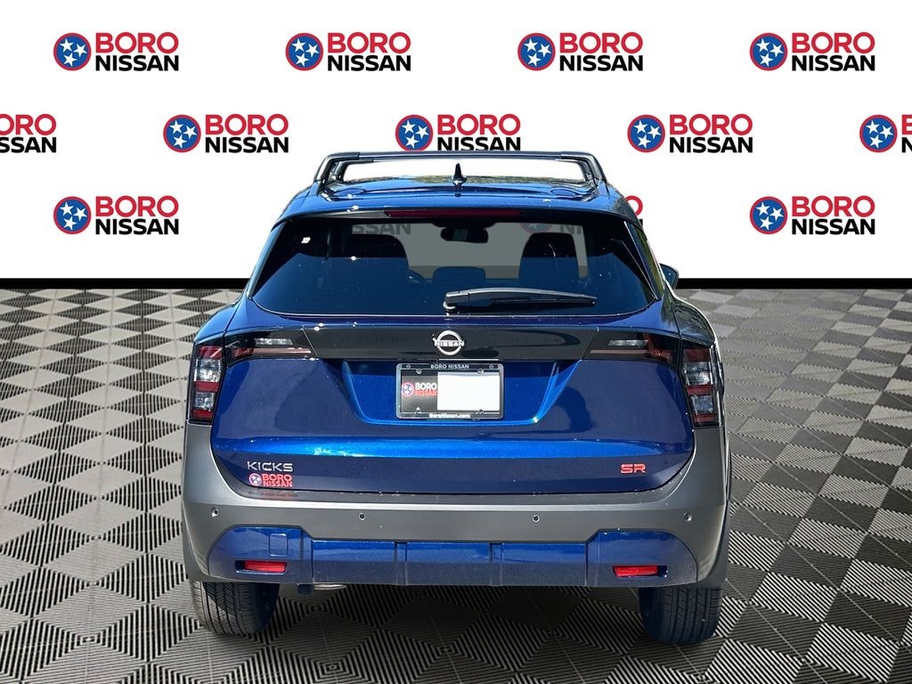 New 2026 Nissan Kicks SR SUV