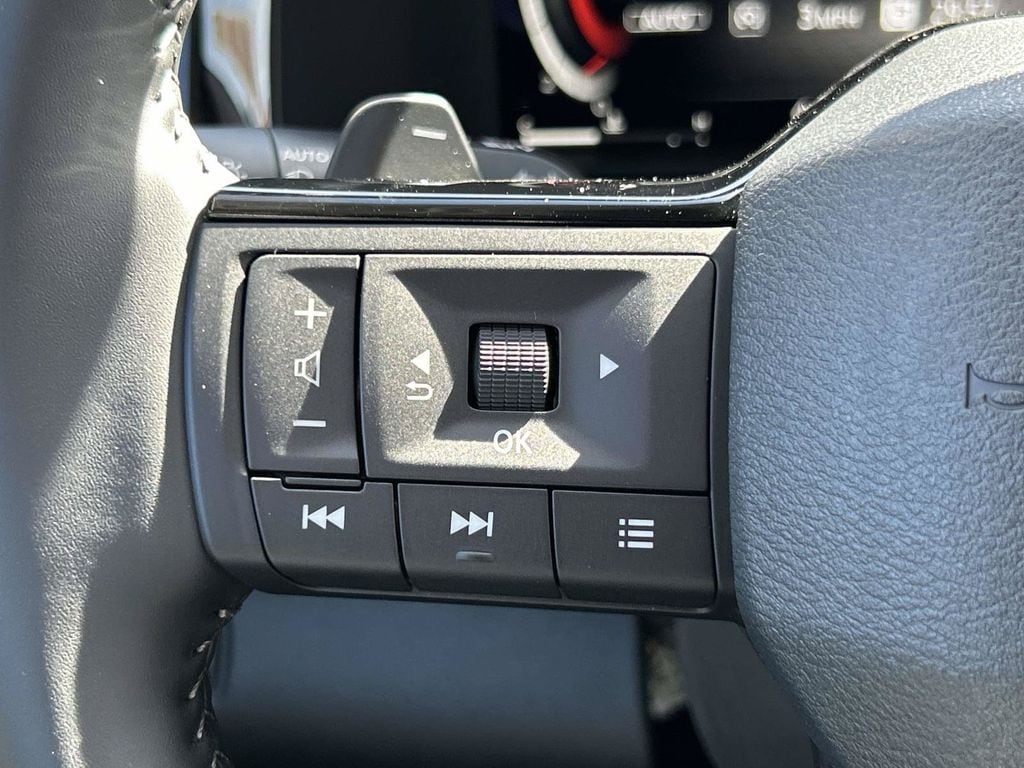 2026 Nissan Pathfinder SL - Photo 31