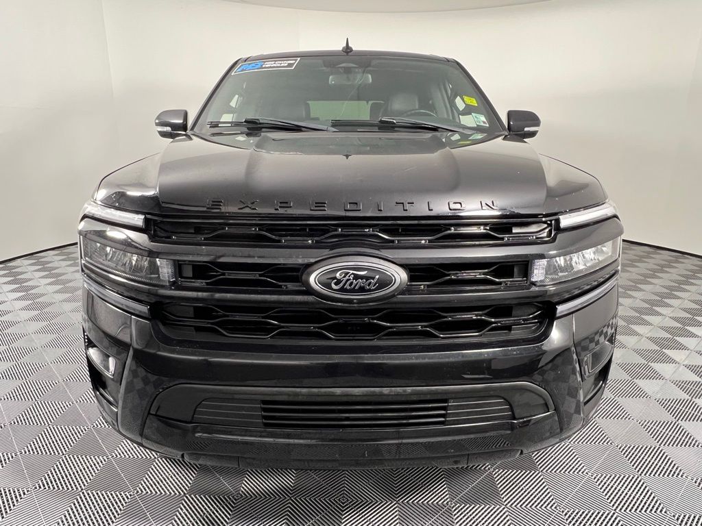 2023 Ford Expedition Limited photo 3