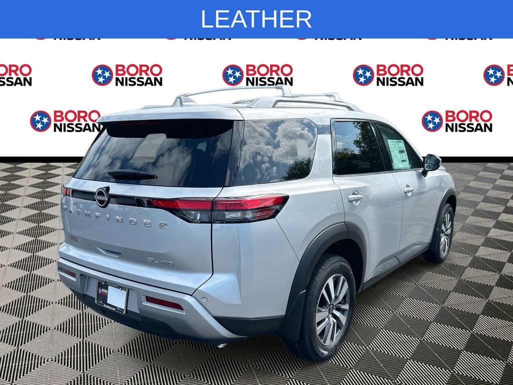 2025 Nissan Pathfinder SL photo 2