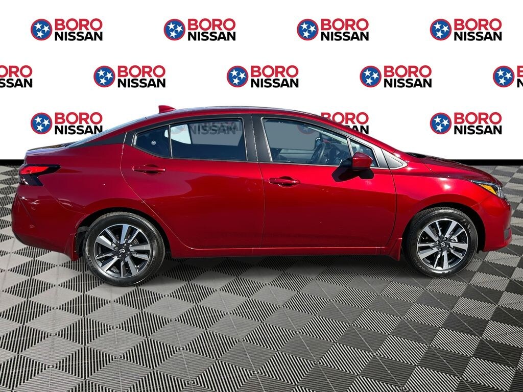 New 2025 Nissan Versa 1.6 SV Sedan