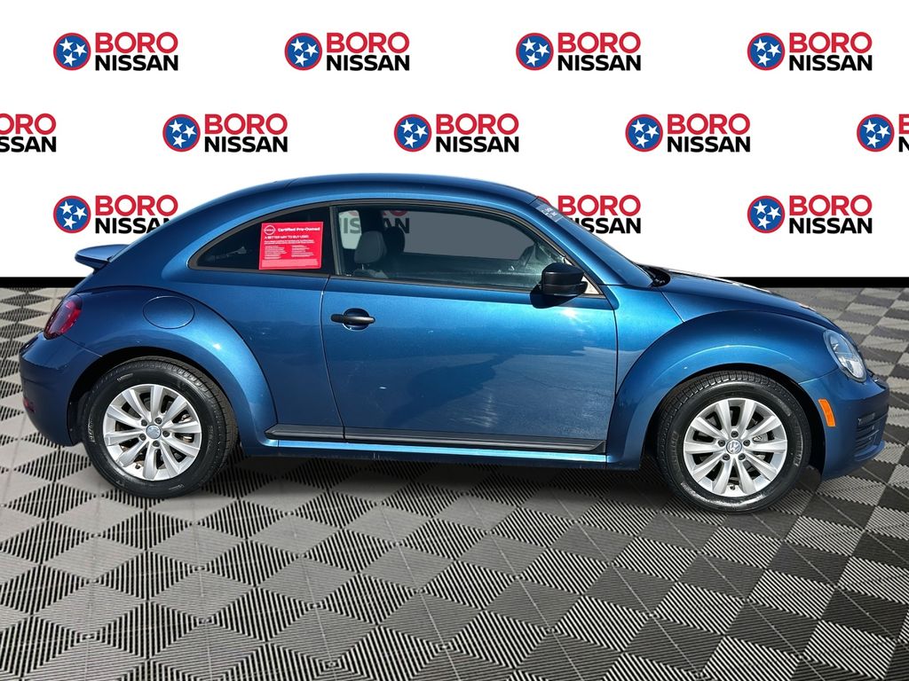 Used 2018 Volkswagen Beetle S with VIN 3VWFD7AT6JM716672 for sale in Murfreesboro, TN