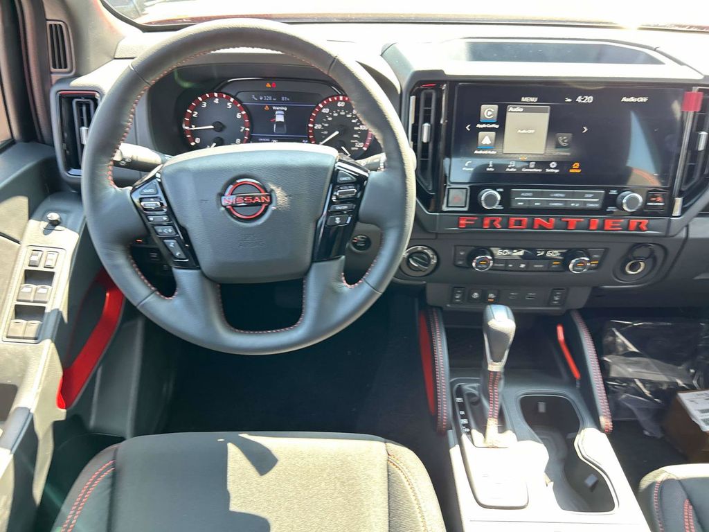 2026 Nissan Frontier PRO-4X - Photo 13