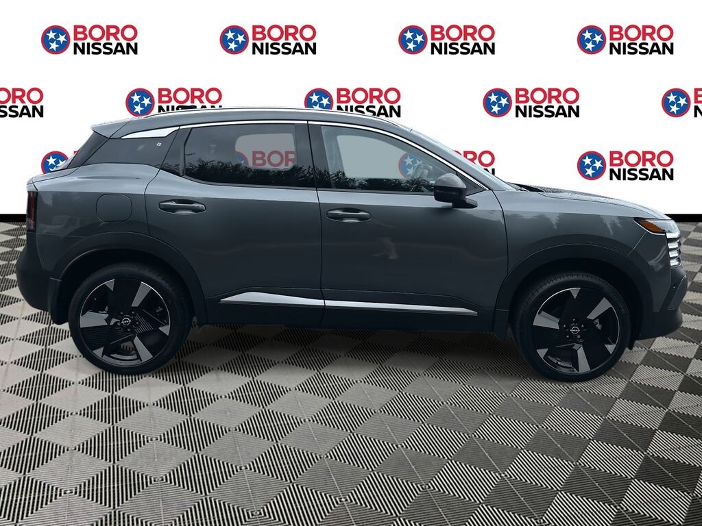 New 2026 Nissan Kicks SR SUV