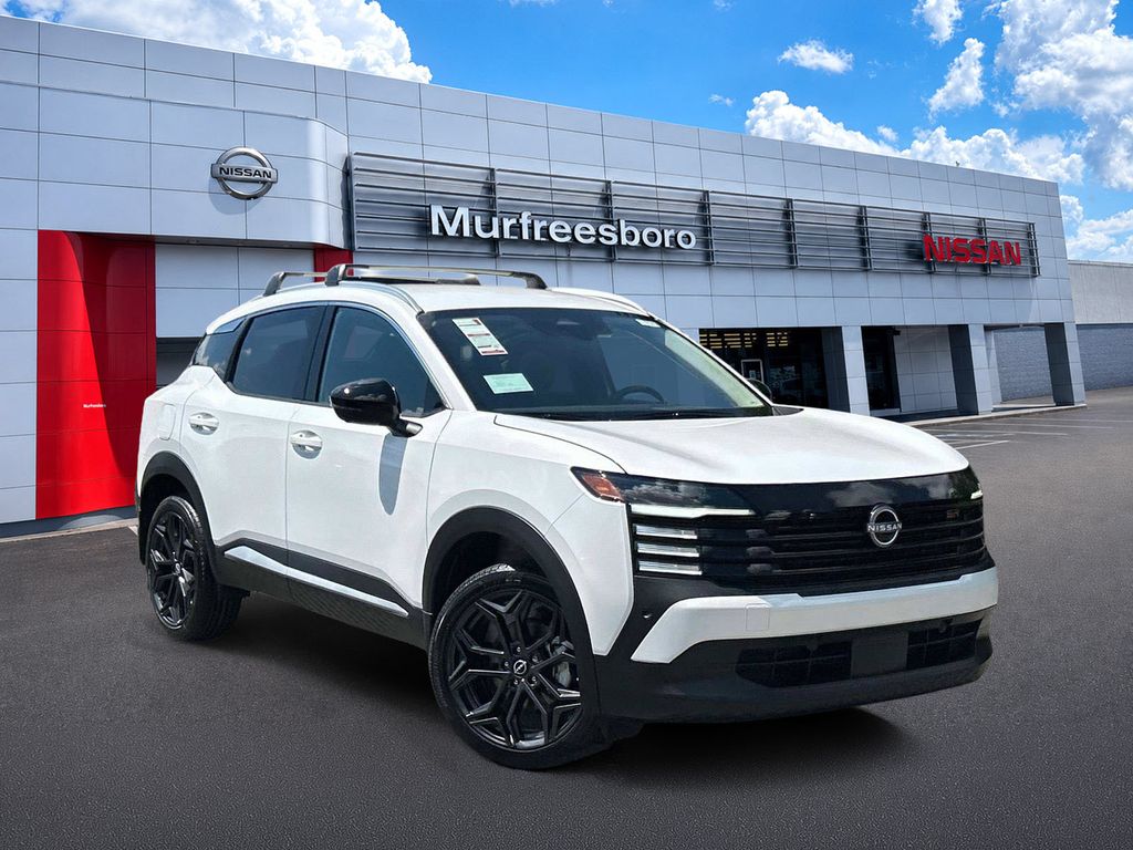 New 2026 Nissan Kicks SR