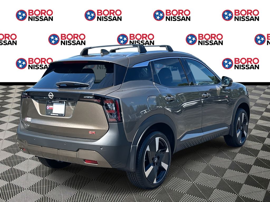 2025 Nissan Kicks SR photo 2