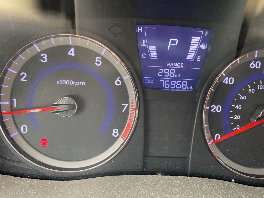 Used 2012 Hyundai Accent GLS Sedan