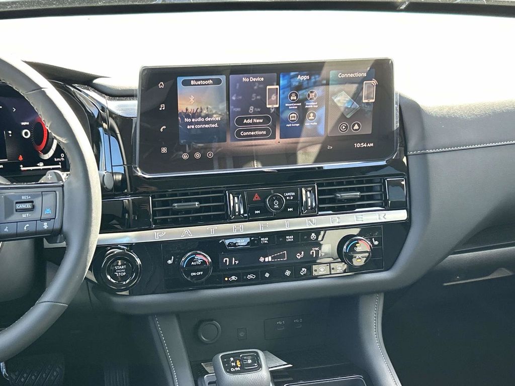 2026 Nissan Pathfinder SL - Photo 17