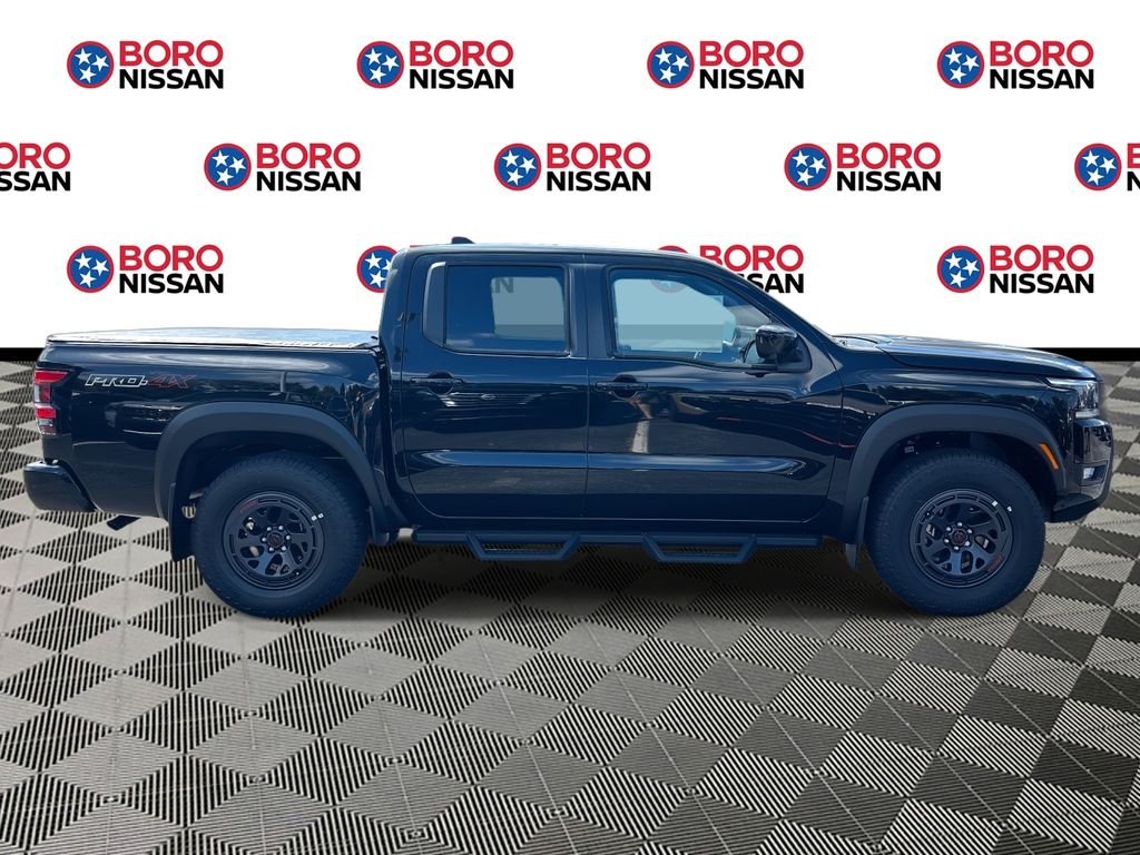2026 Nissan Frontier PRO-4X photo 2