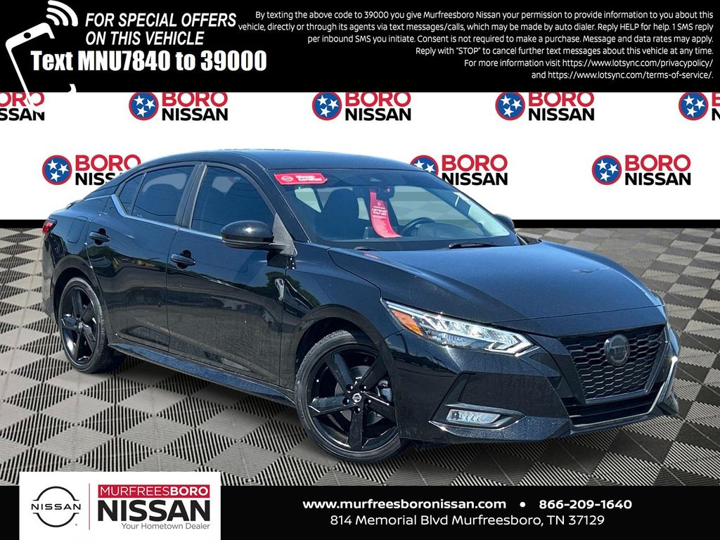 2023 Nissan Sentra SR CVT's photo