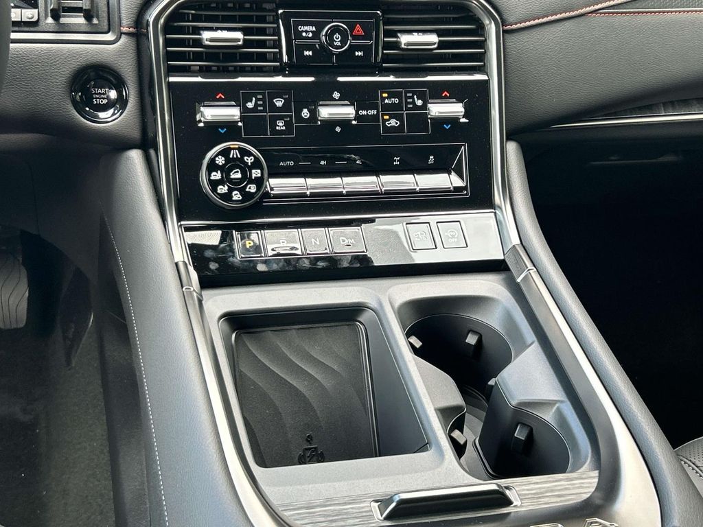 2026 Nissan Armada PRO-4X - Photo 18