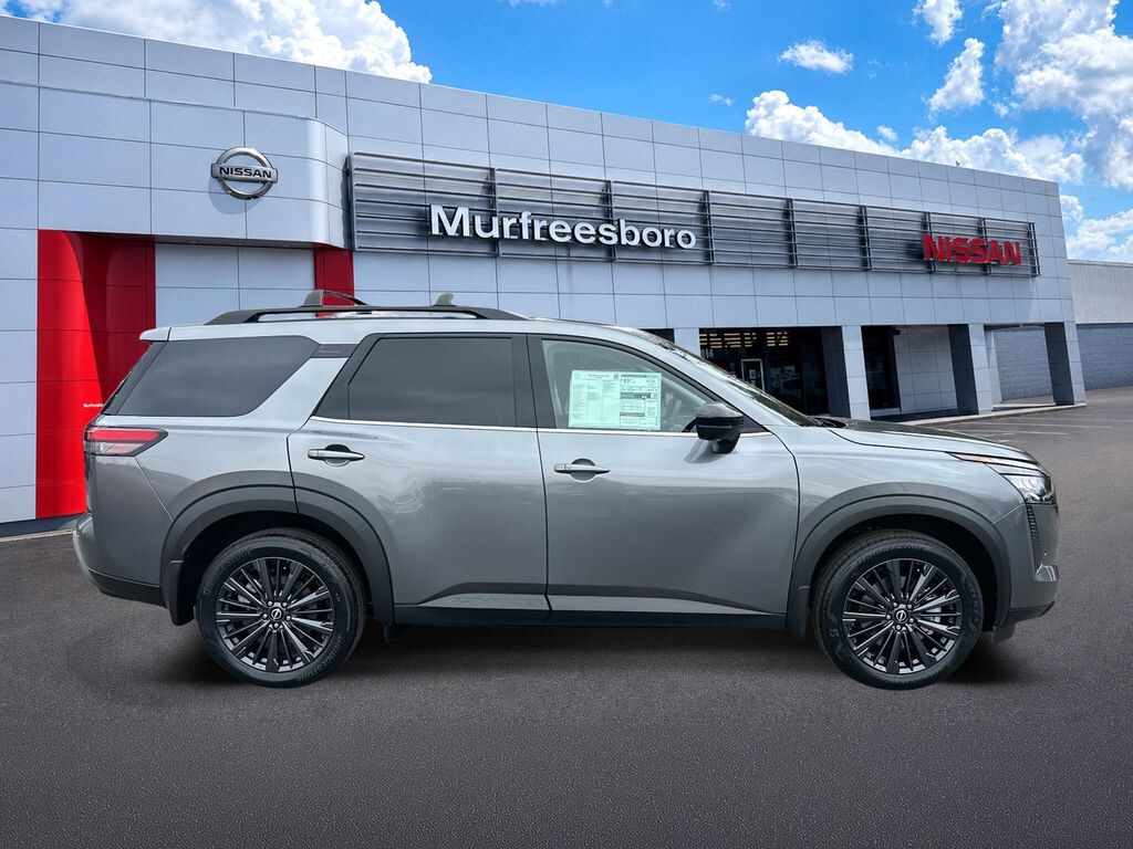 New 2026 Nissan Pathfinder SL SUV