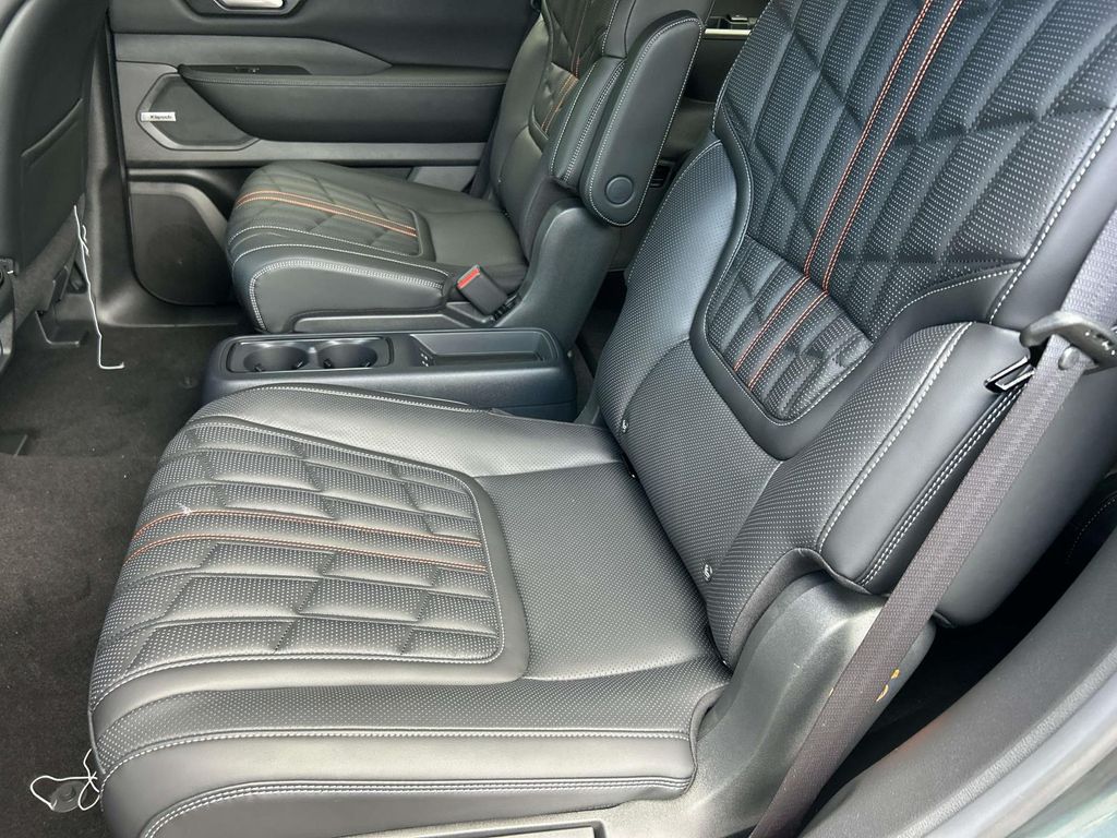 2026 Nissan Armada PRO-4X - Photo 21