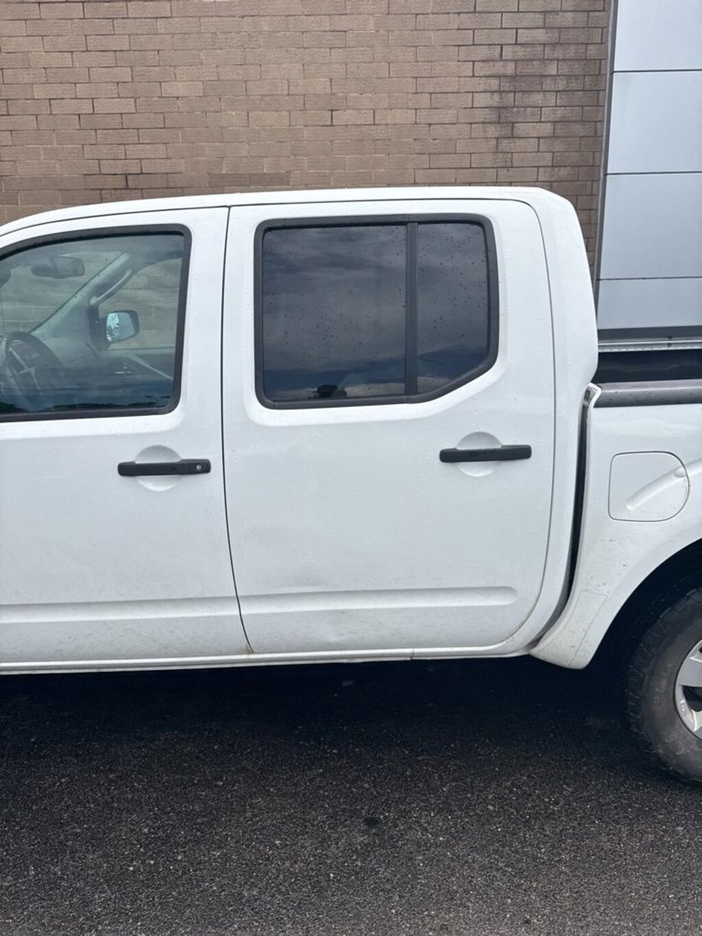 Used 2011 Nissan Frontier SV Truck Crew Cab