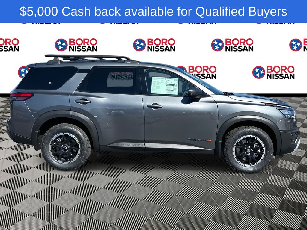 2025 Nissan Pathfinder Rock Creek photo 2