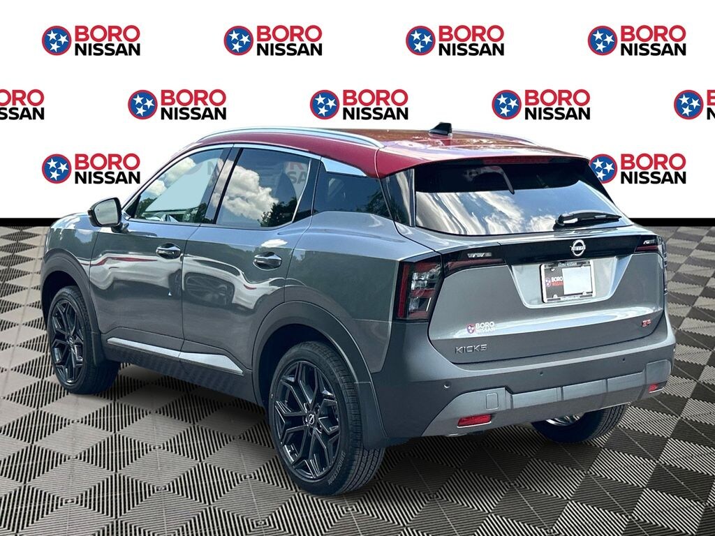 New 2026 Nissan Kicks SR SUV