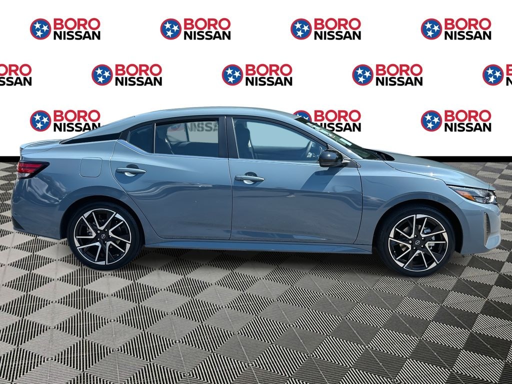 New 2025 Nissan Sentra SR Sedan
