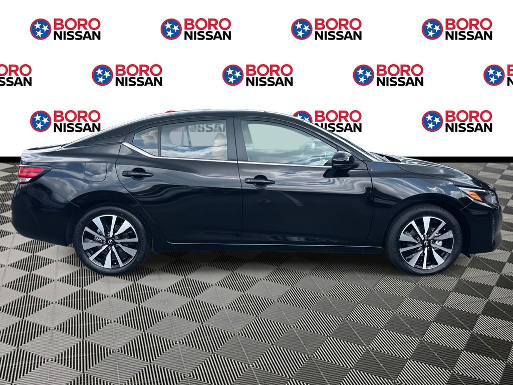 2025 Nissan Sentra SV photo 2