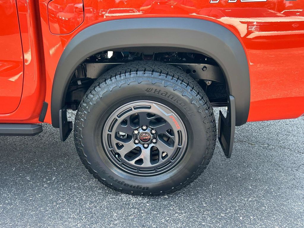 2026 Nissan Frontier PRO-4X - Photo 12