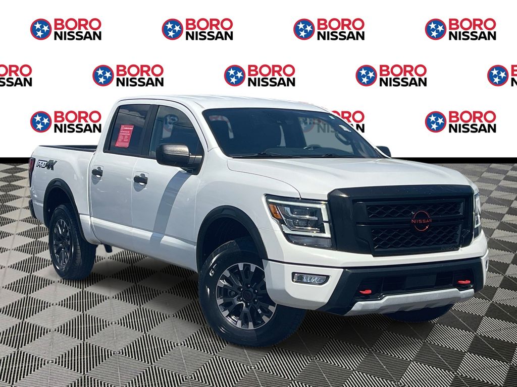 2023 Nissan Titan