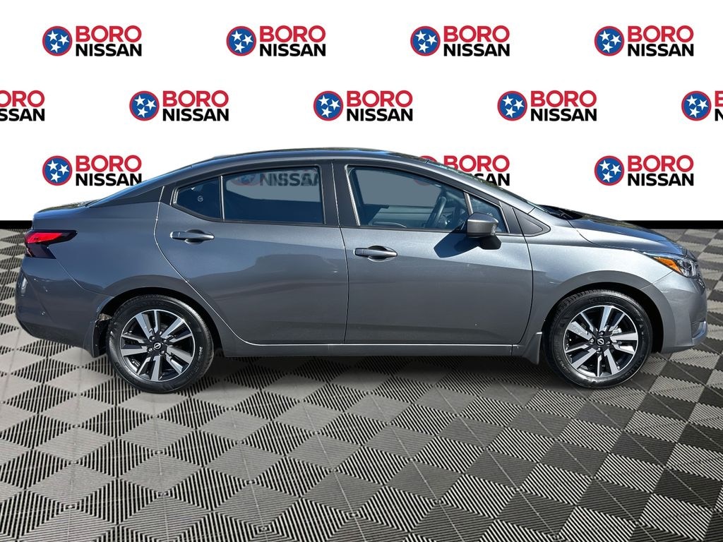 New 2025 Nissan Versa 1.6 SV Sedan