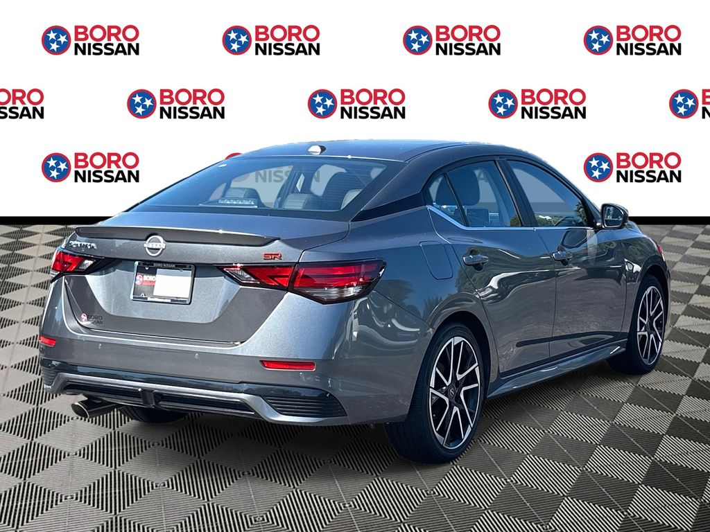 2025 Nissan Sentra SR photo 3