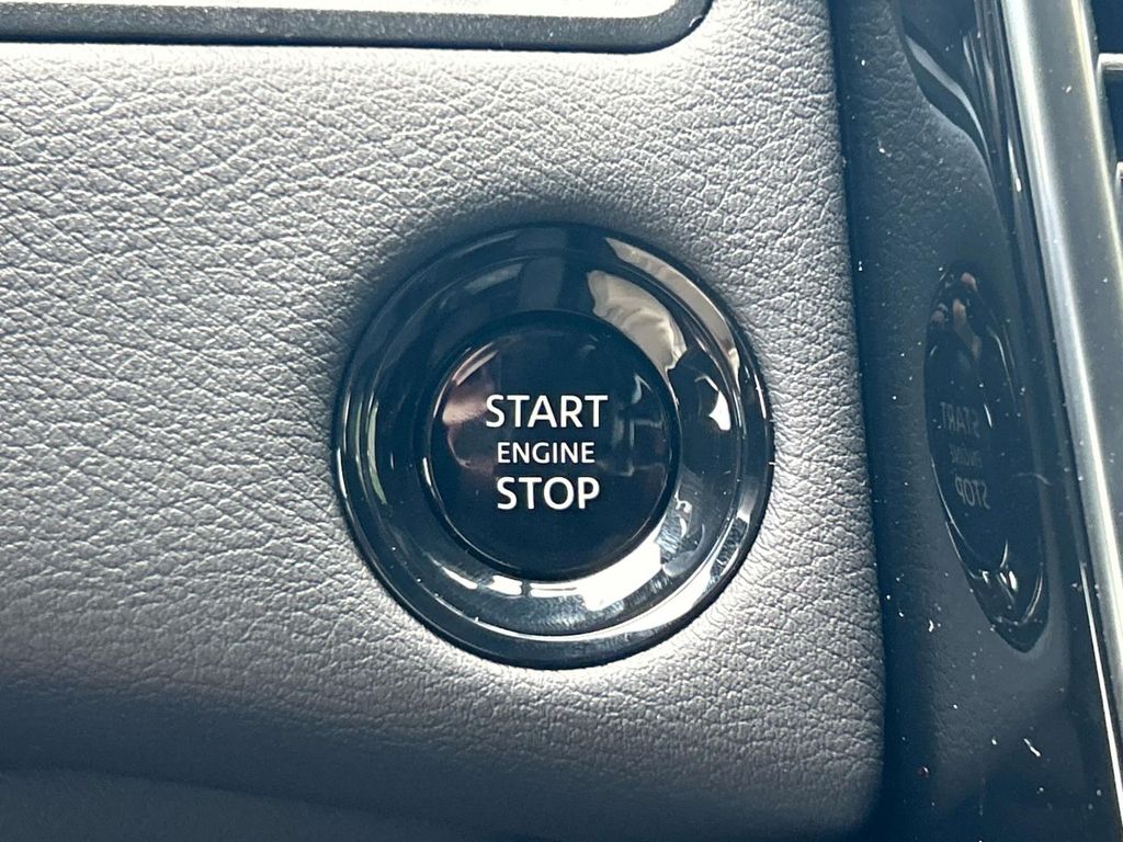 2026 Nissan Armada PRO-4X - Photo 31