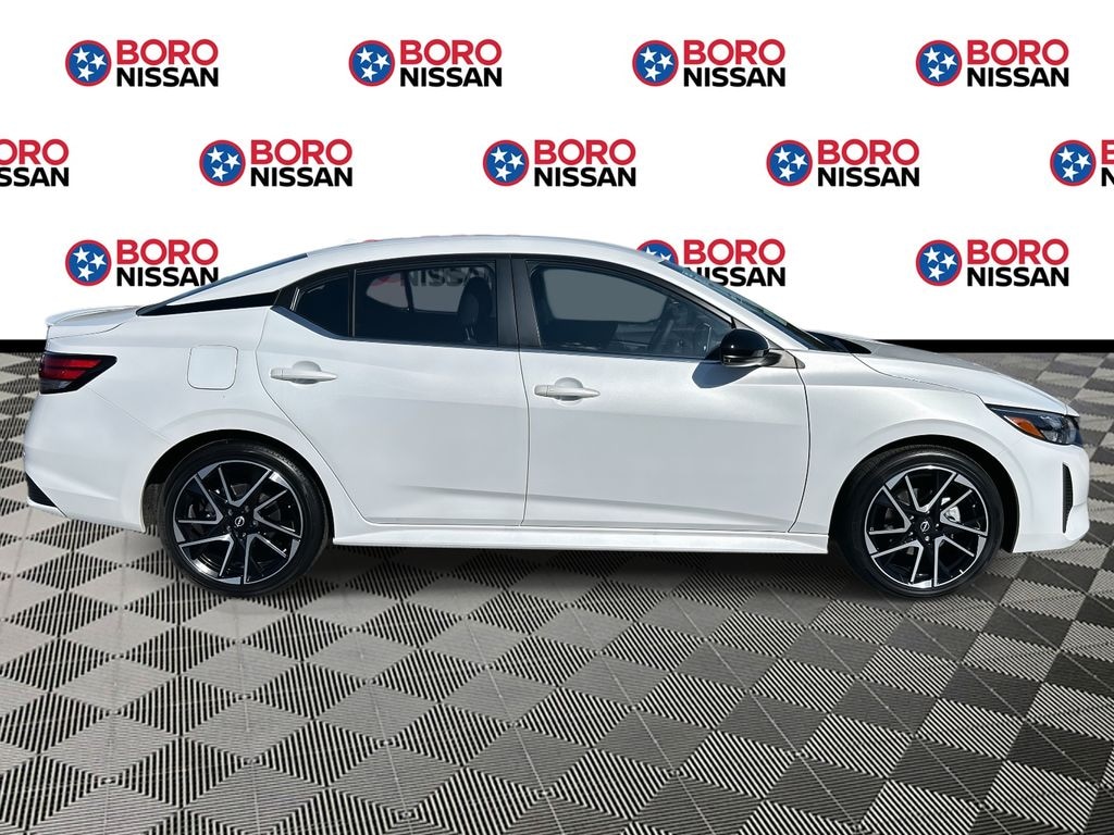New 2025 Nissan Sentra SR Sedan