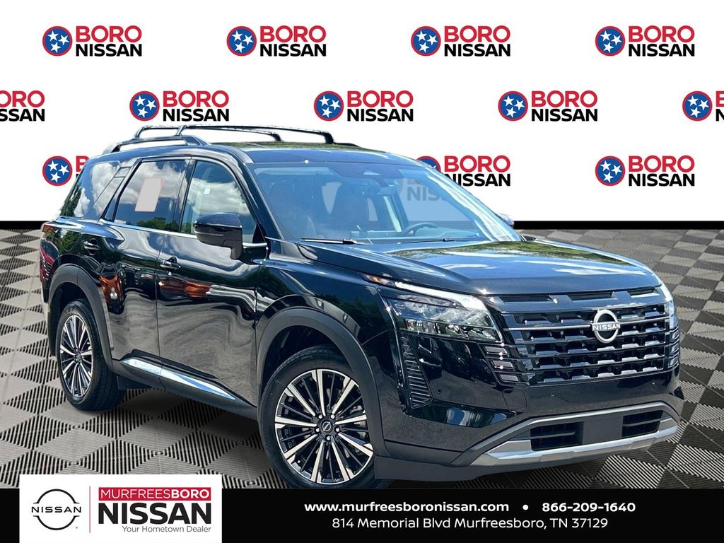 2026 Nissan Pathfinder Platinum 4WD's photo