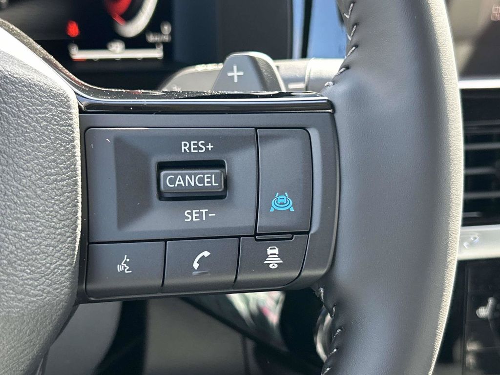 2026 Nissan Pathfinder SL - Photo 32