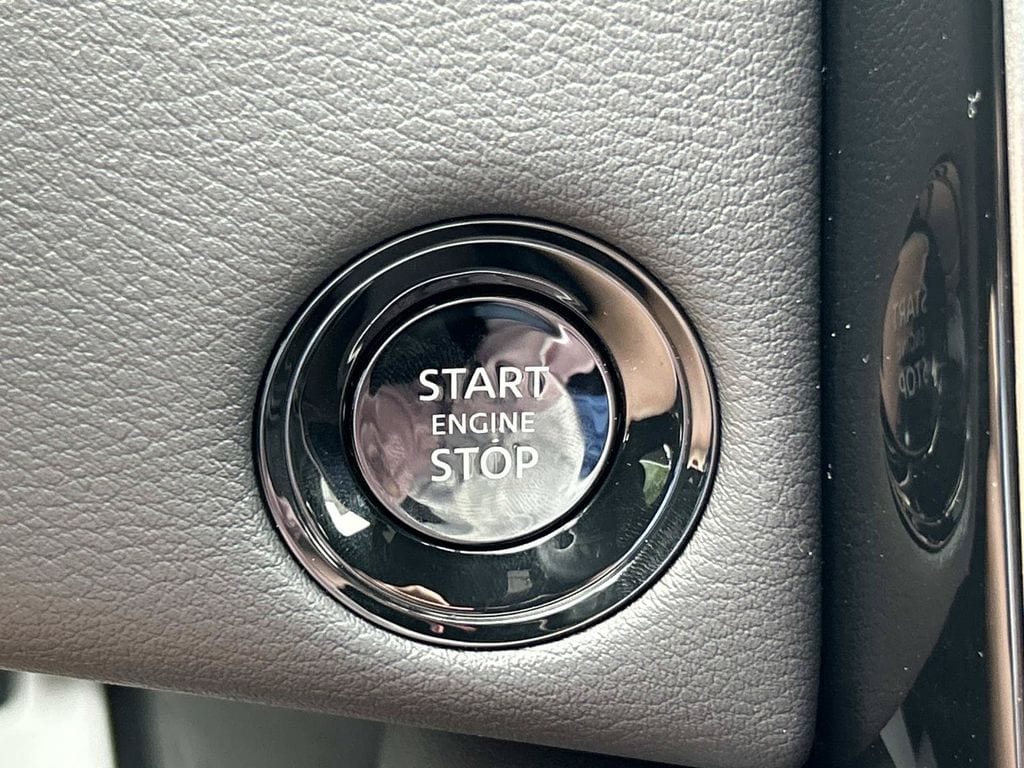 2026 Nissan Armada SL - Photo 33
