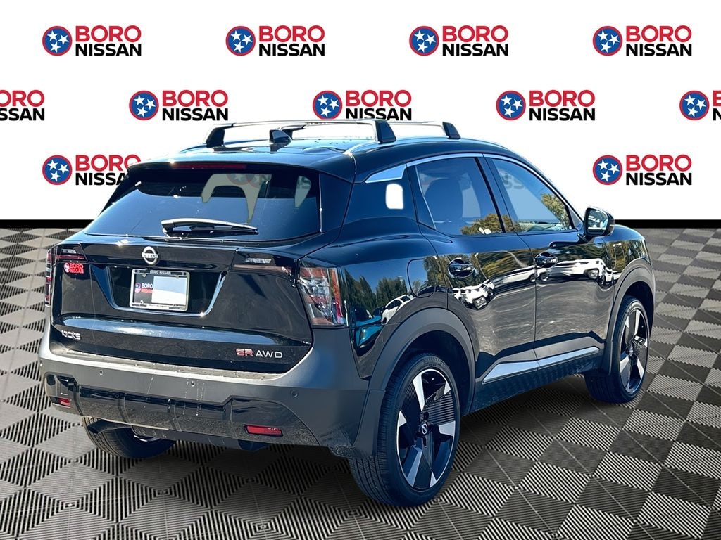 New 2026 Nissan Kicks SR SUV