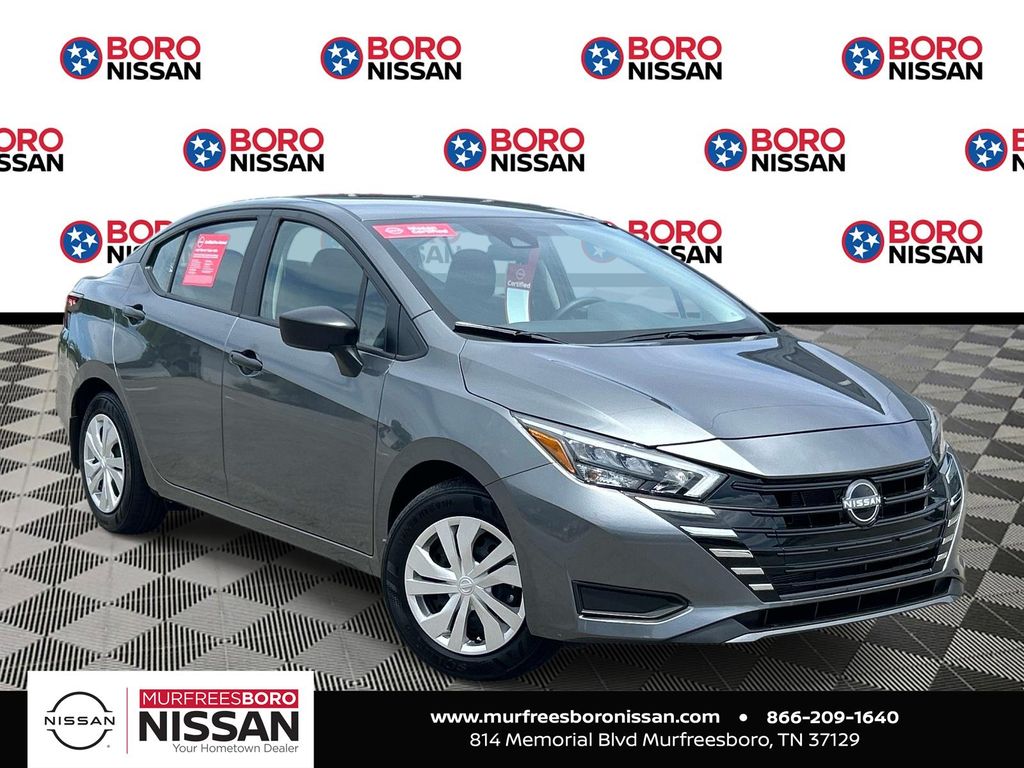 2025 Nissan Versa 1.6 S CVT's photo