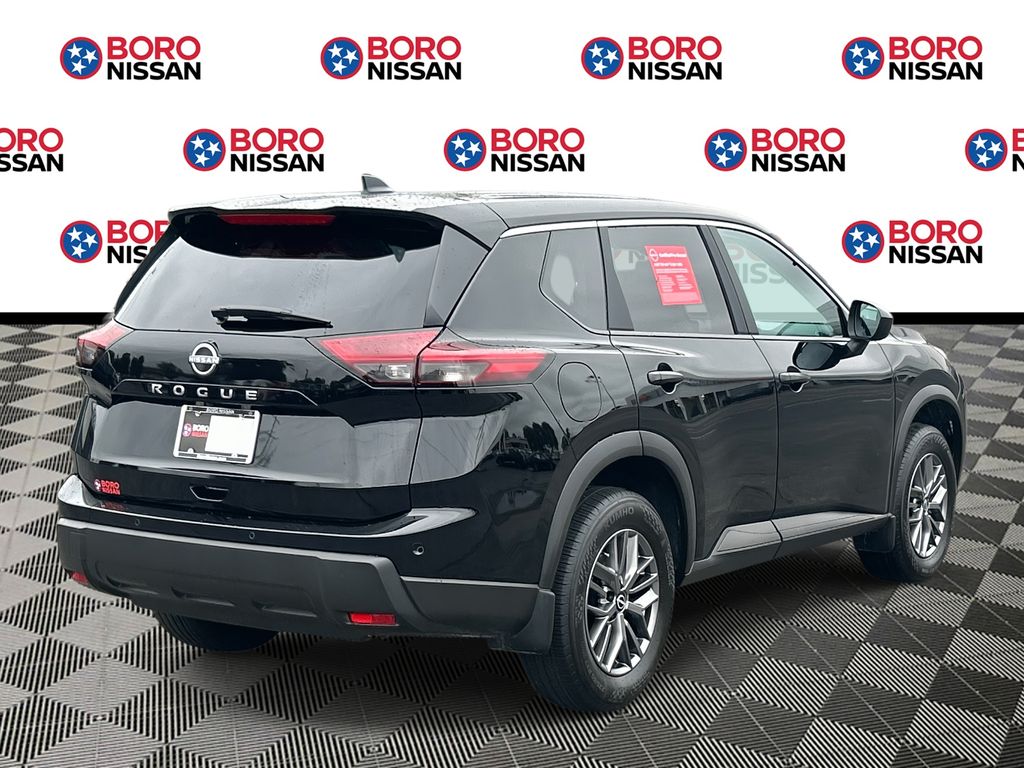 2026 Nissan Rogue S photo 2